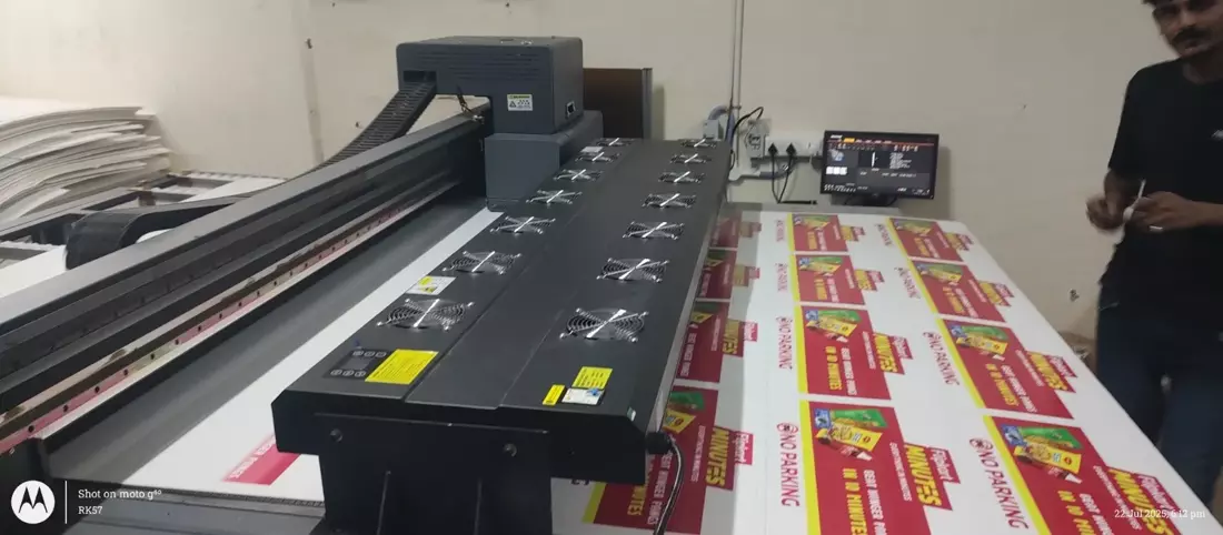 Elegant Digital large-format print production in progress